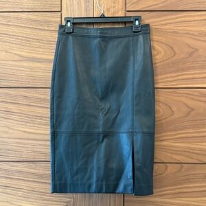 Ann Taylor Black Faux Leather Minimalist Pencil Skirt - Sz 0